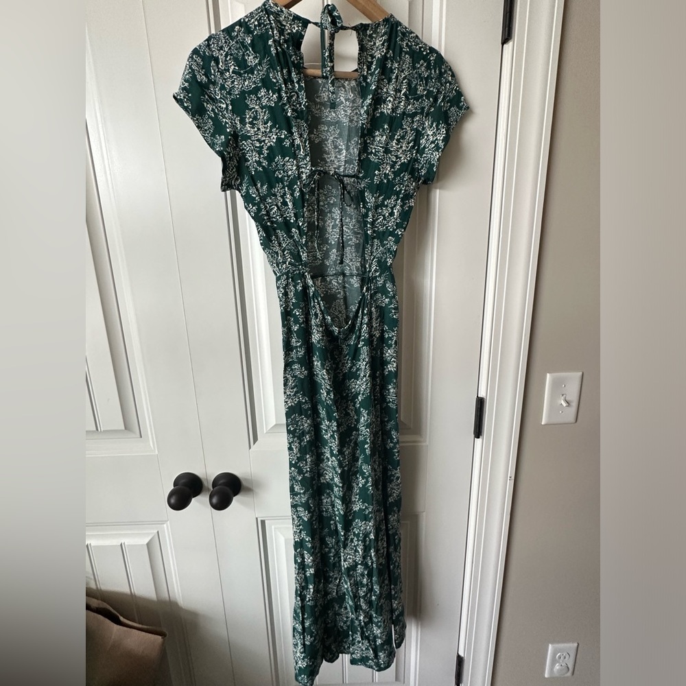 Urban Outfitters Green Floral Midi Dress with Open Back